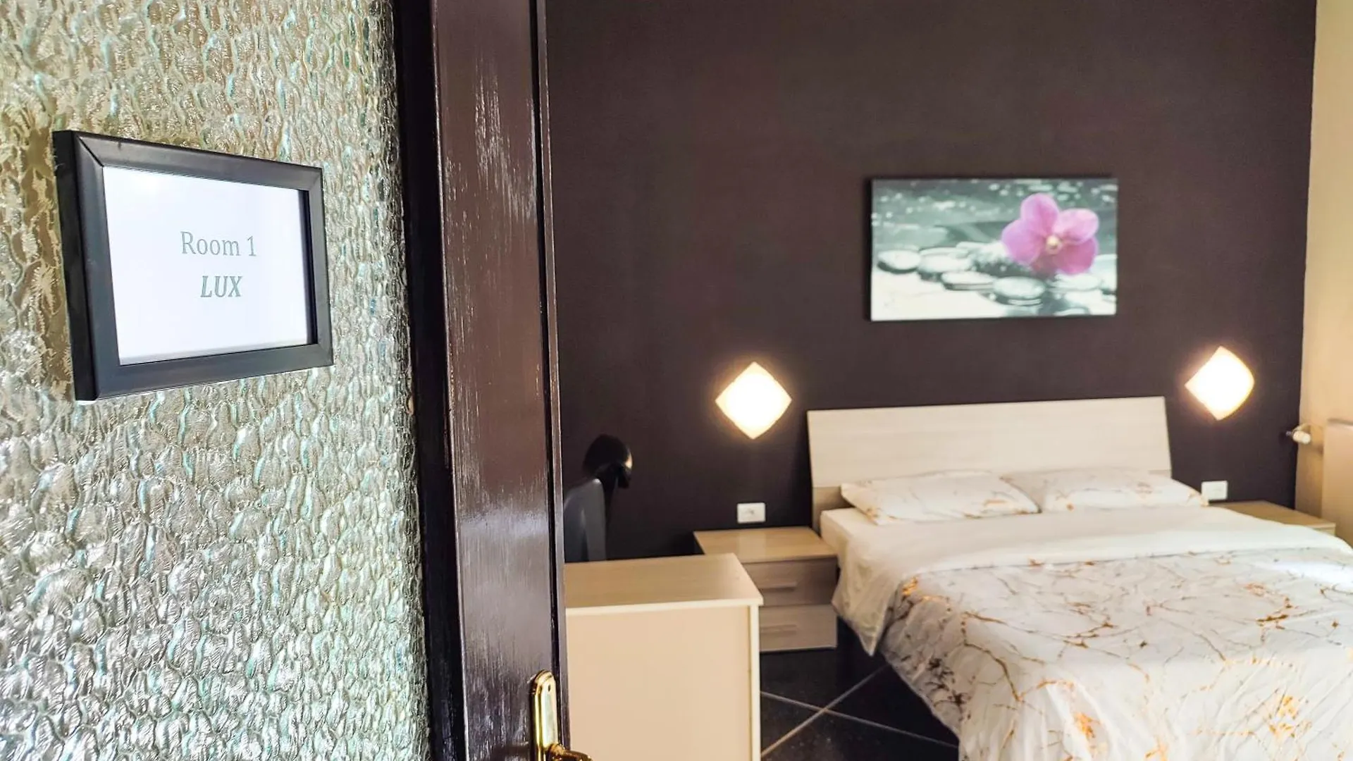 Genova Luxury Rooms Italy