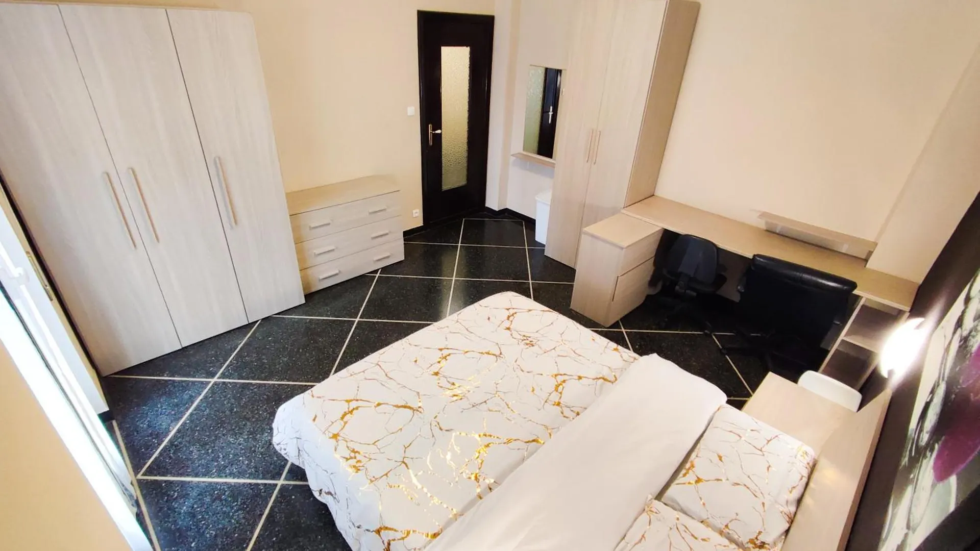 Genova Luxury Rooms 0*, Genua